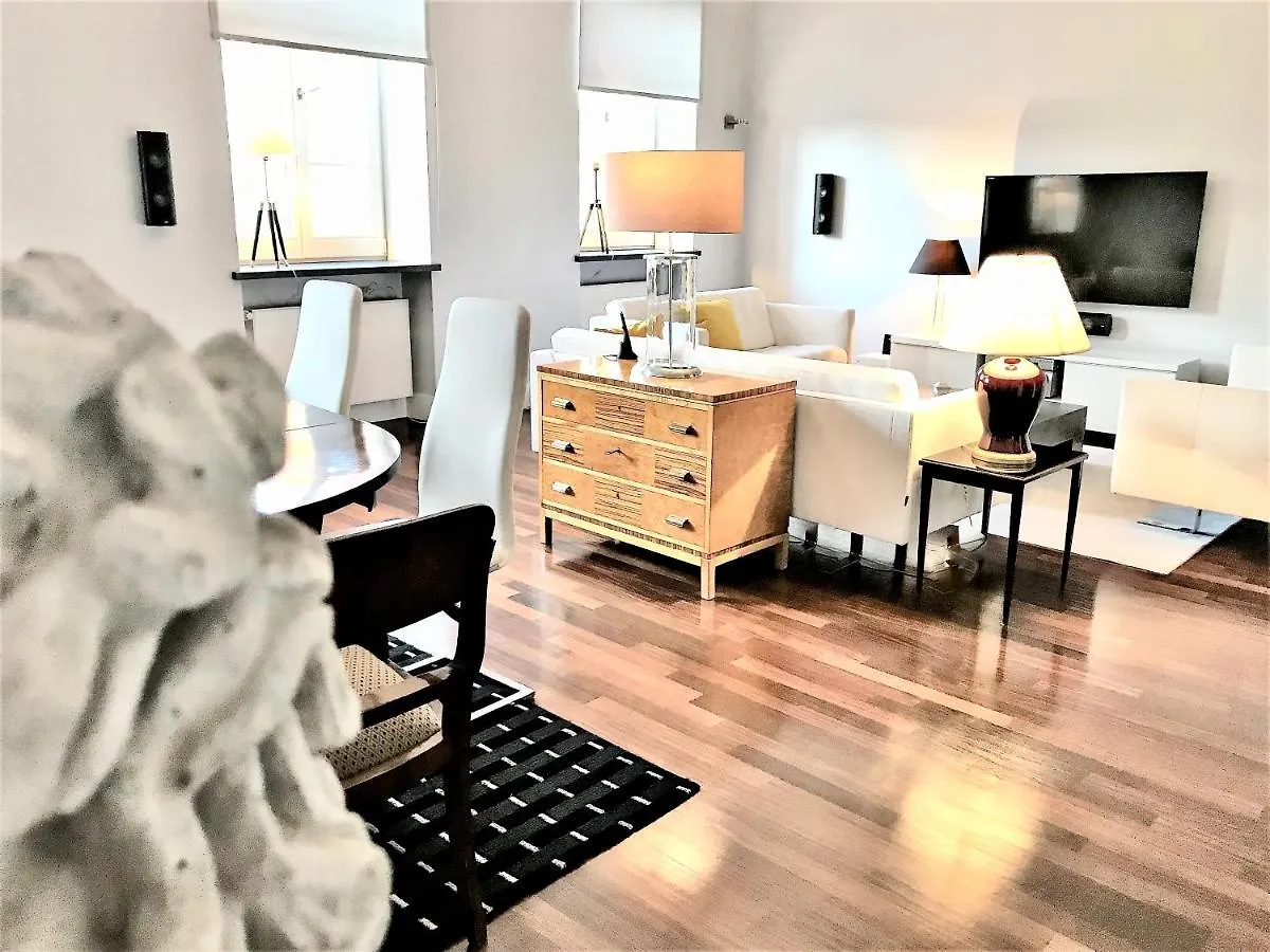 Mondrian Luxury Suites & Apartments Old Town Варшава Апарт-отель