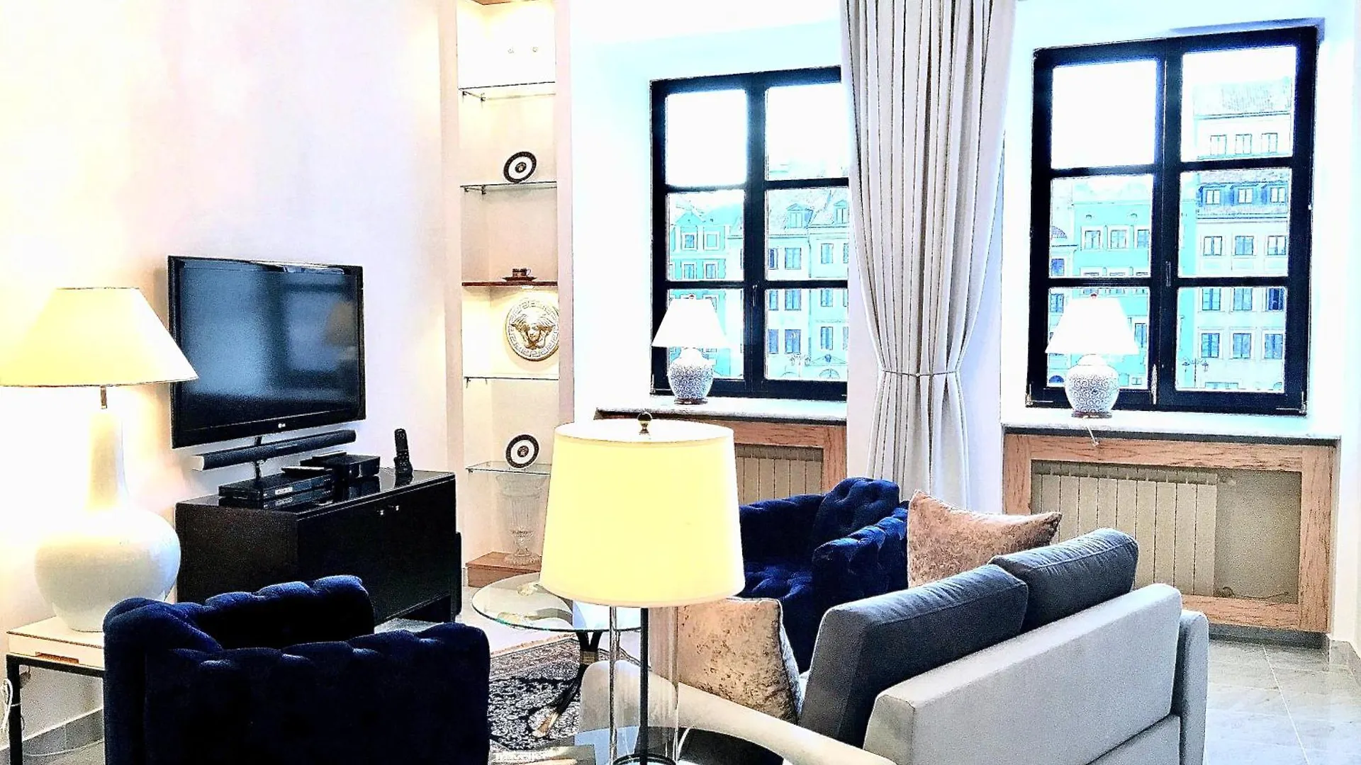 Апарт-отель Mondrian Luxury Suites & Apartments Old Town Варшава Польша