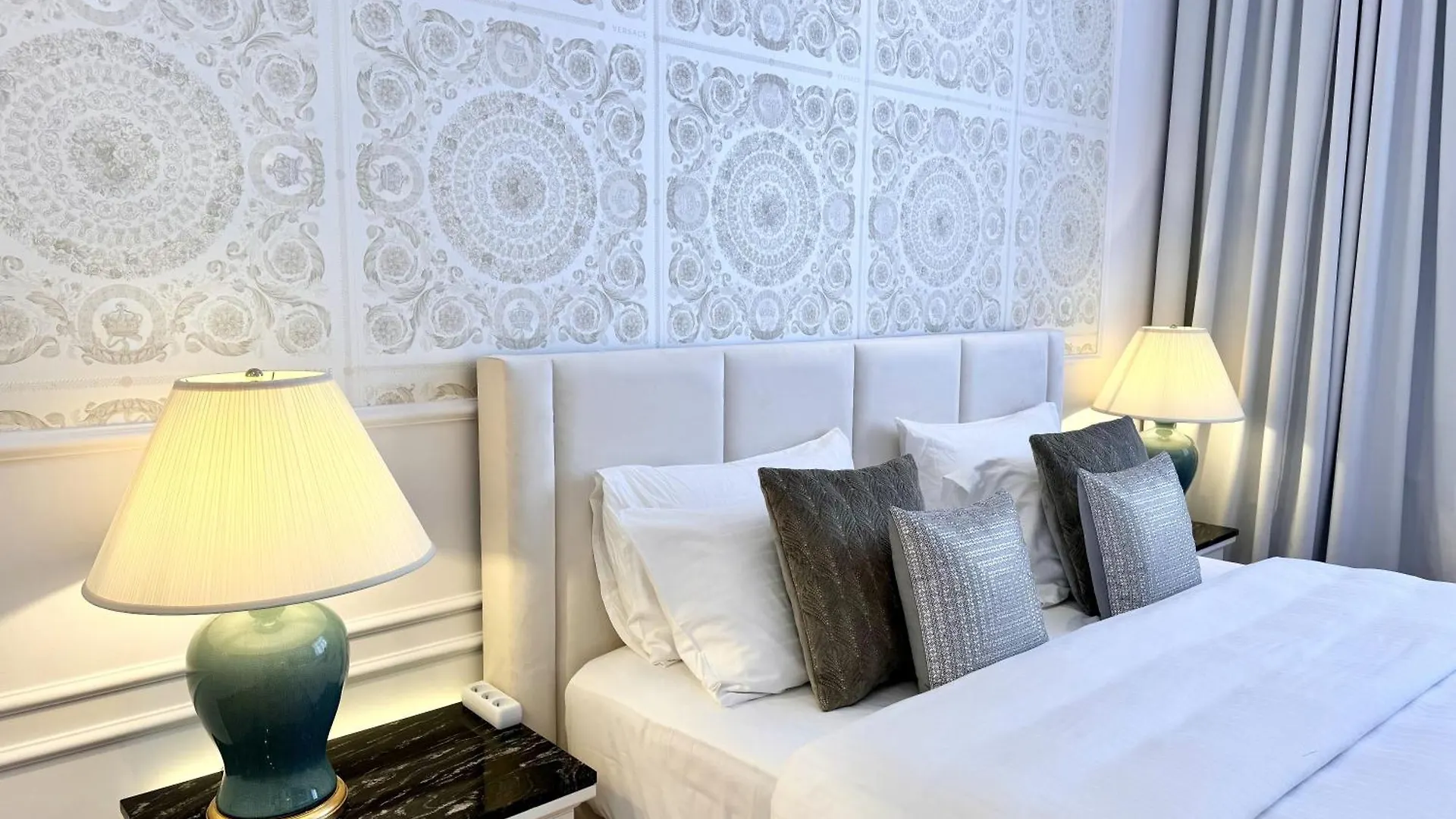 Mondrian Luxury Suites & Apartments Old Town Варшава 0*,
