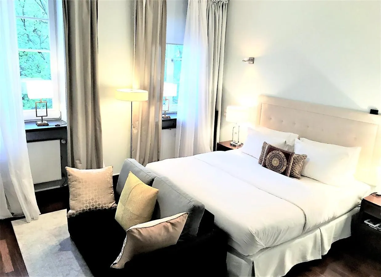 Mondrian Luxury Suites & Apartments Old Town Warszawa Hotel apartamentowy