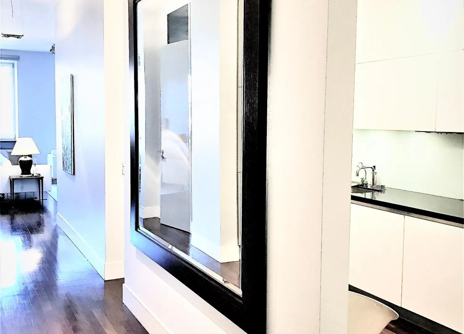 Mondrian Luxury Suites & Apartments Old Town Warszawa 0*,  Polska