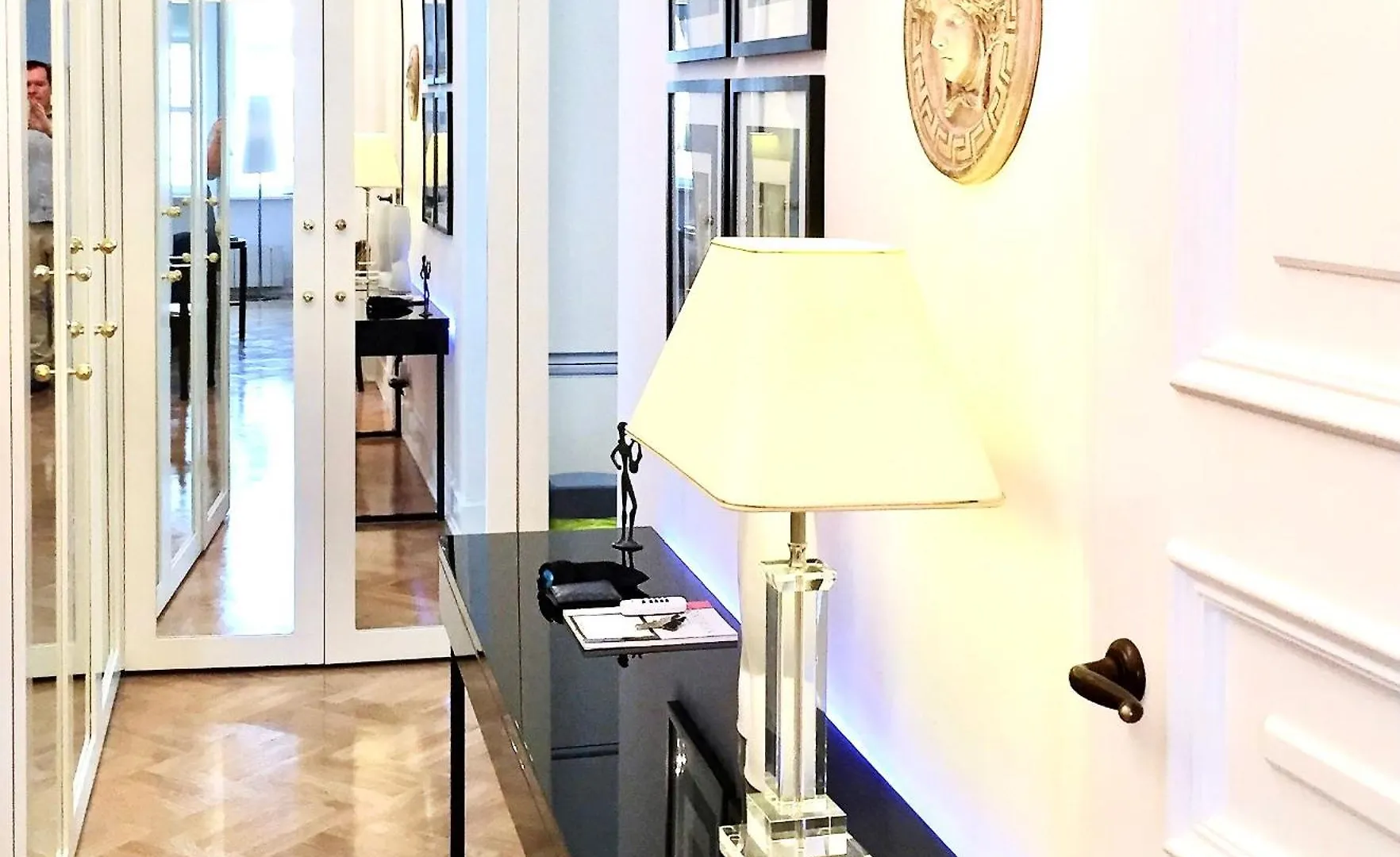 Mondrian Luxury Suites & Apartments Old Town Warszawa