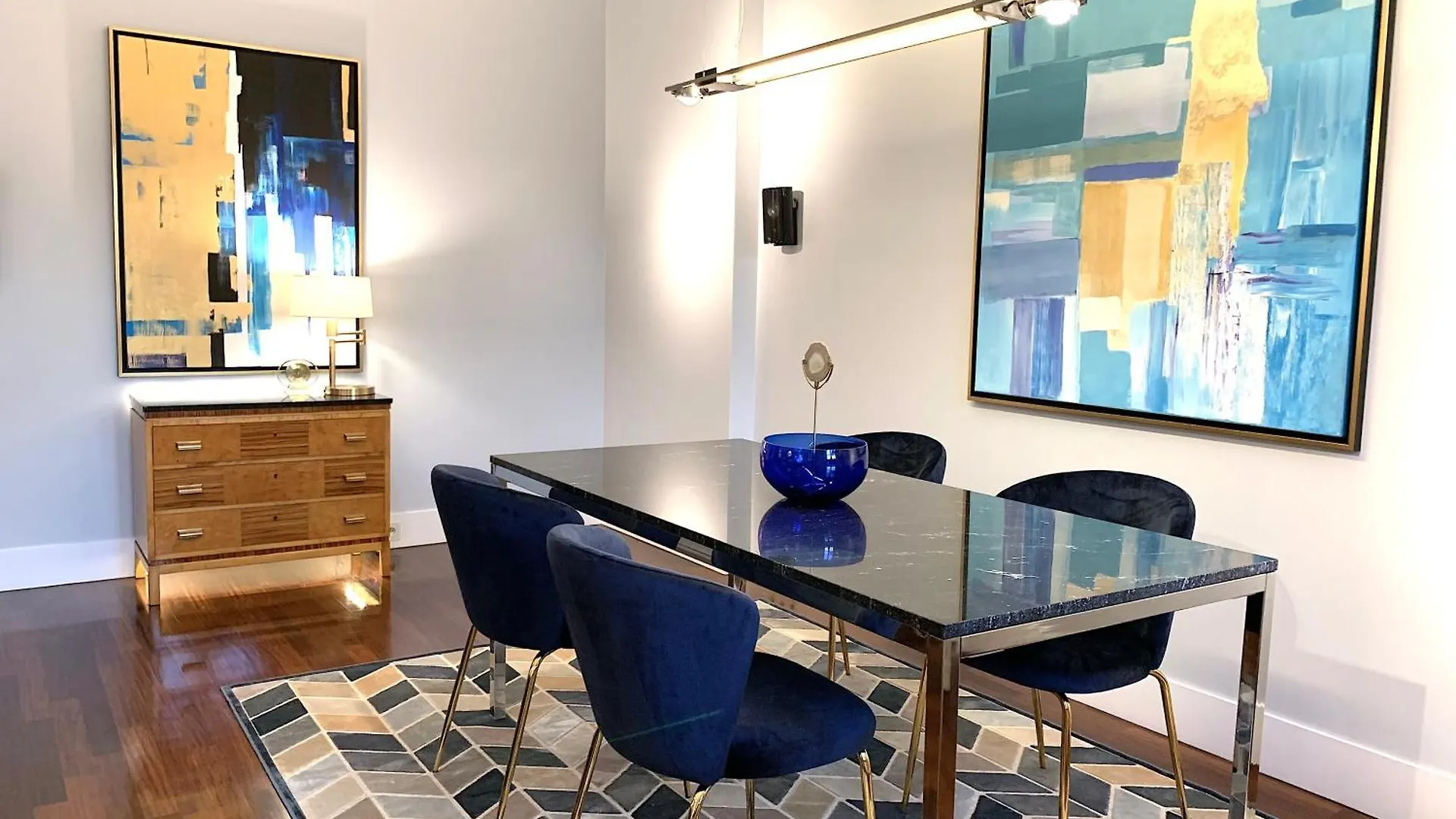 Hotel apartamentowy Mondrian Luxury Suites & Apartments Old Town Warszawa Polska