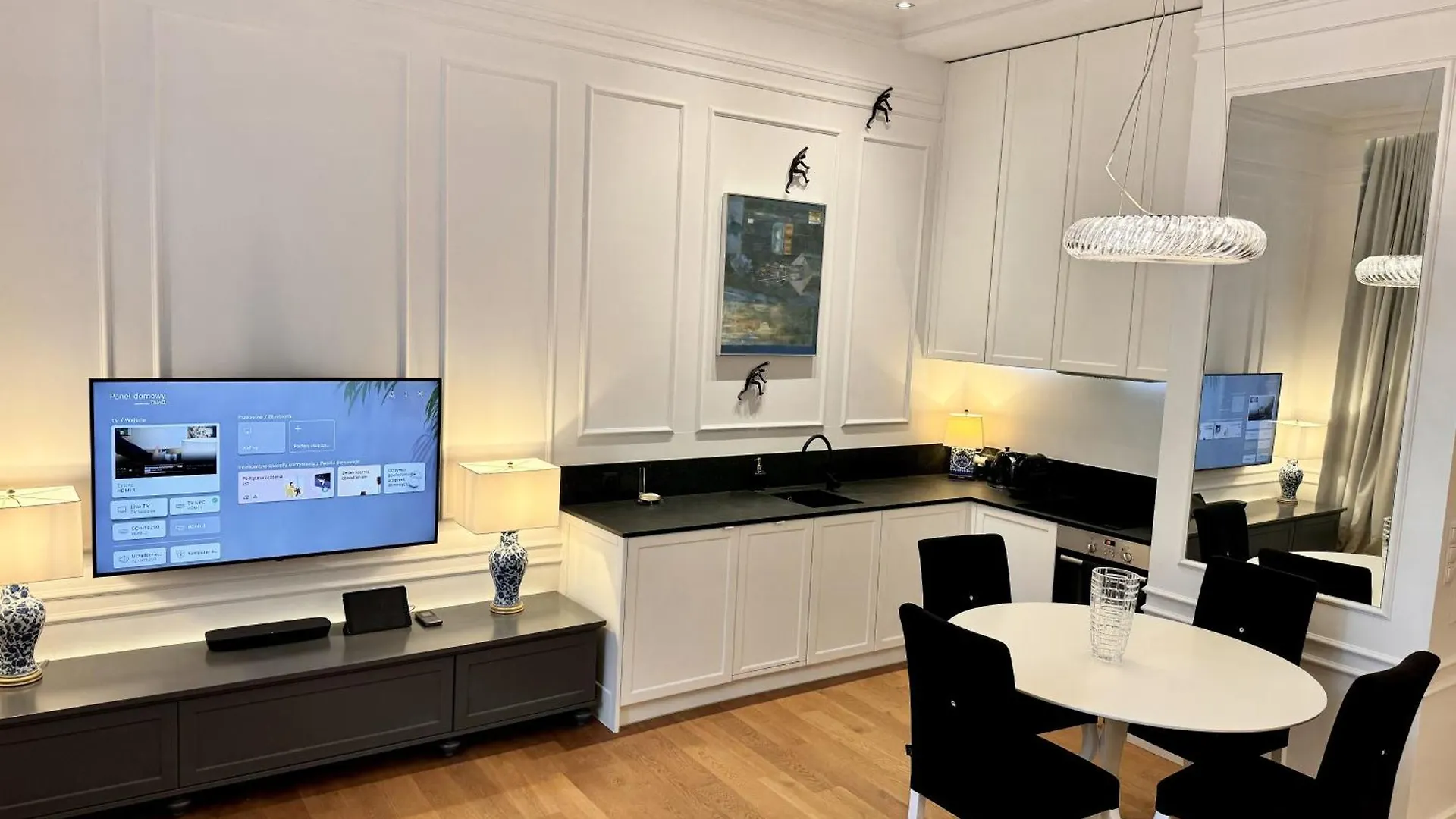 Mondrian Luxury Suites & Apartments Old Town Warszawa